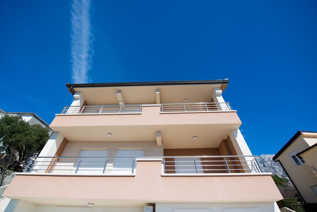 Apartments Karlo บาชกาโวดา ภายนอก รูปภาพ